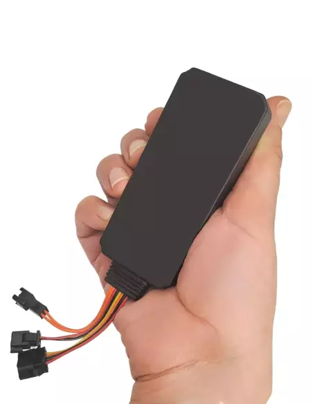 Car GPS tracker with engine cut-off and movement alert