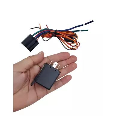 Traceur GPS 4g pour voiture dans Relai à brabcher avec coupure moteur