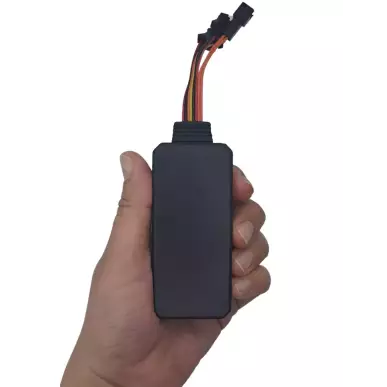 Plug-in-GPS-Auto-Tracker mit kabelgebundenem GSM-Mikrofon