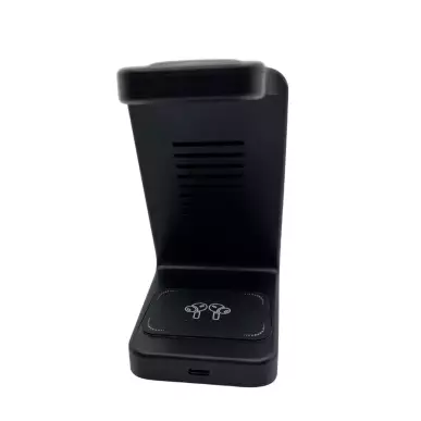 Microphone recorder, with live listening via WIFI in a Magsafe charger