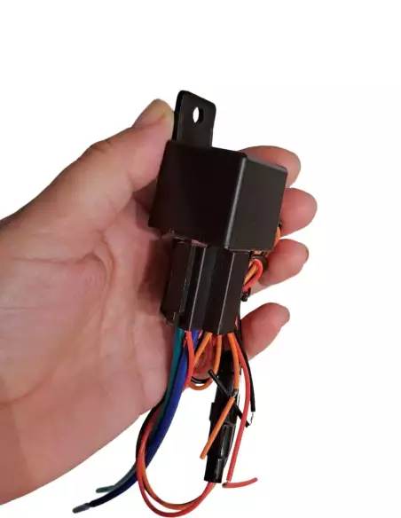 GPS tracker for car in relay to plug in with engine cut-off