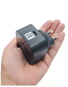 Charger with Full HD 1080P WIFI spy camera - 140° vision