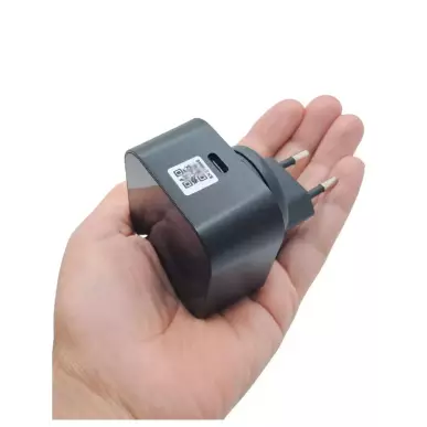 Charger with Full HD 1080P WIFI spy camera - 140° vision
